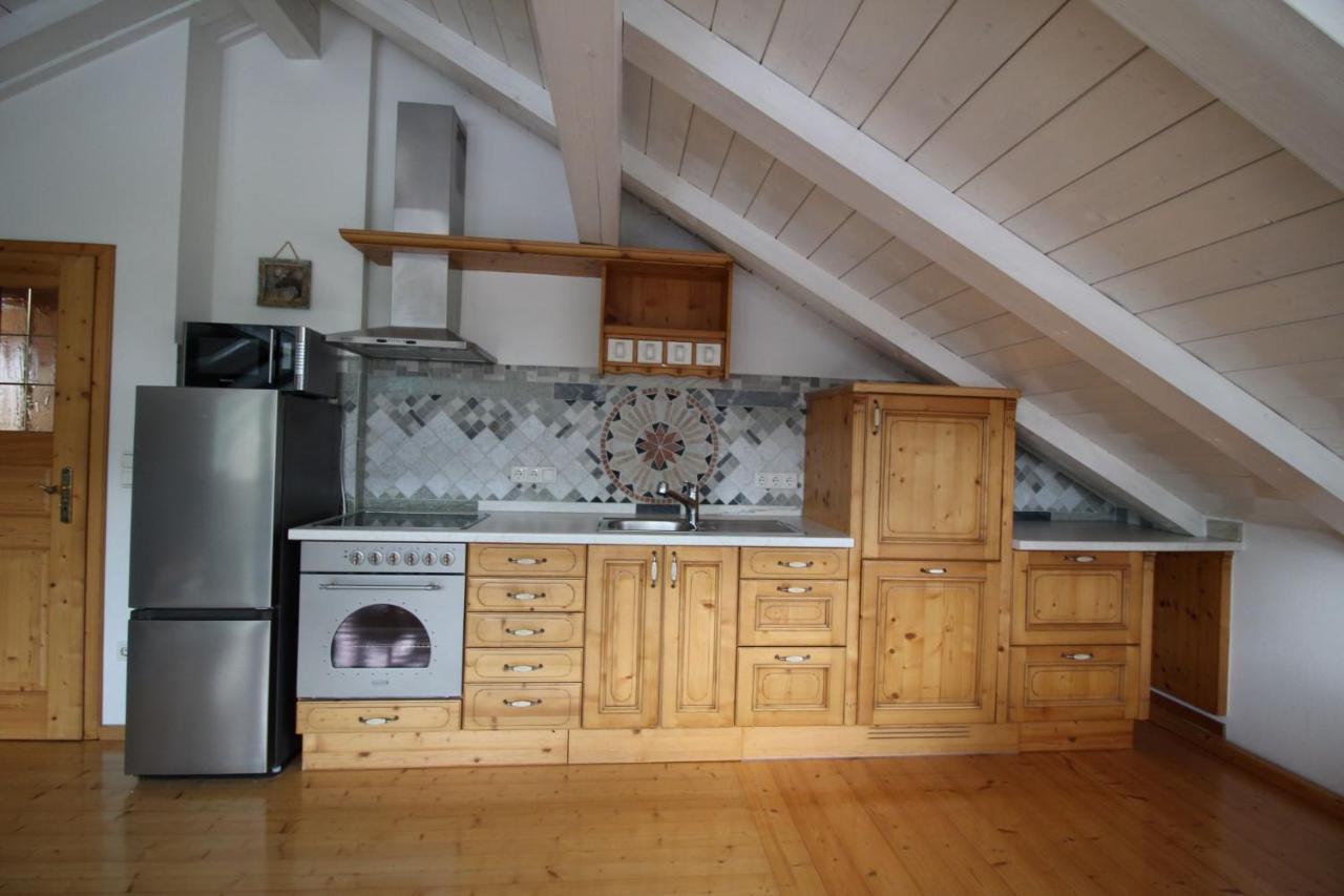 Ferienwohnung Bernau ベルナウ・アム・キームゼー エクステリア 写真